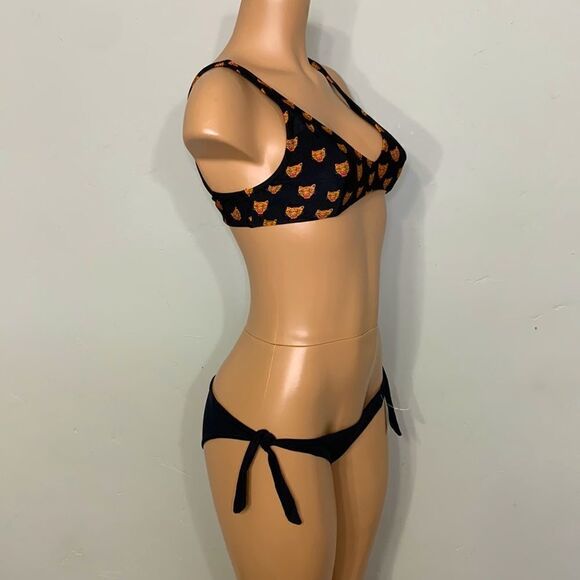 New Volcom black and orange lion bikini top. NWOT - Picture 6 of 7
